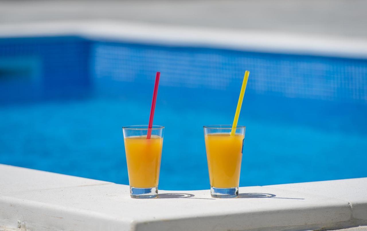 Apartments Villa "Aurea" With Pool Krk Town Exterior foto